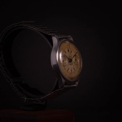 UNIVERSAL GENEVE Compur 22420 - DropAndWatch