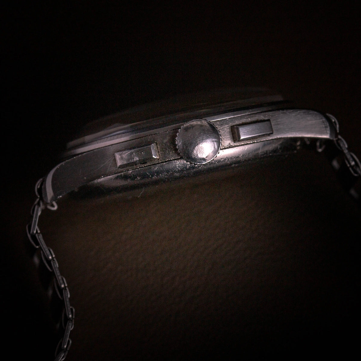 UNIVERSAL GENEVE Compur 22420 - DropAndWatch