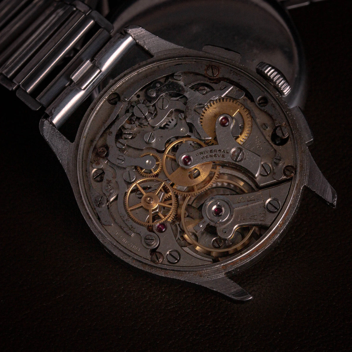 UNIVERSAL GENEVE Compur 22420 - DropAndWatch