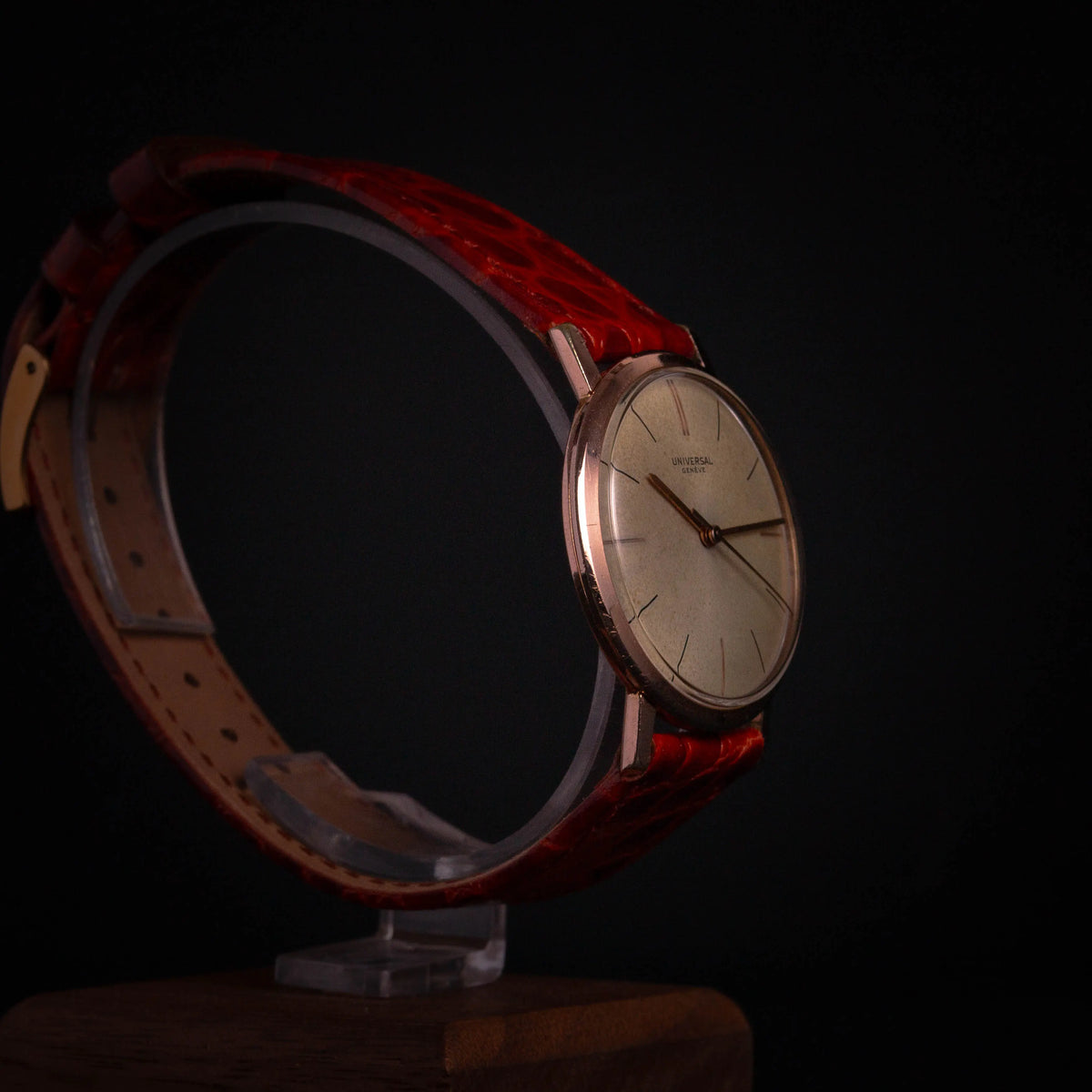 UNIVERSAL GENEVE Dresswatch vintage Cal. 1105