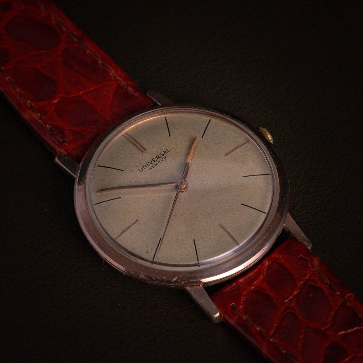UNIVERSAL GENEVE Dresswatch vintage Cal. 1105