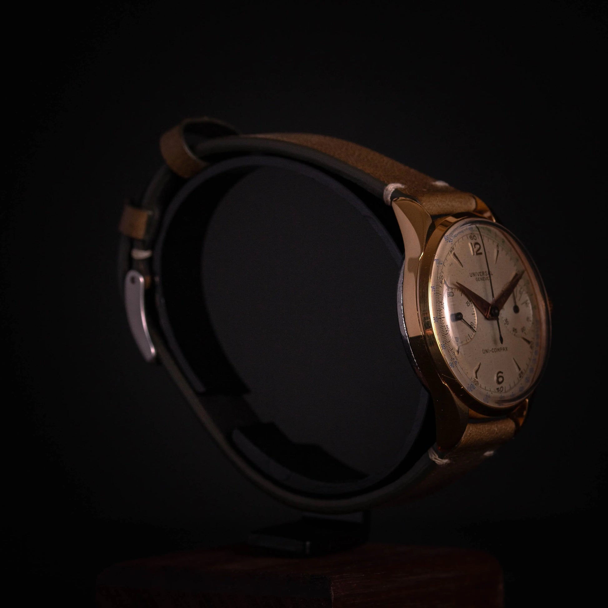 UNIVERSAL GENEVE Uni-Compax 42413/1 Universal Genève
