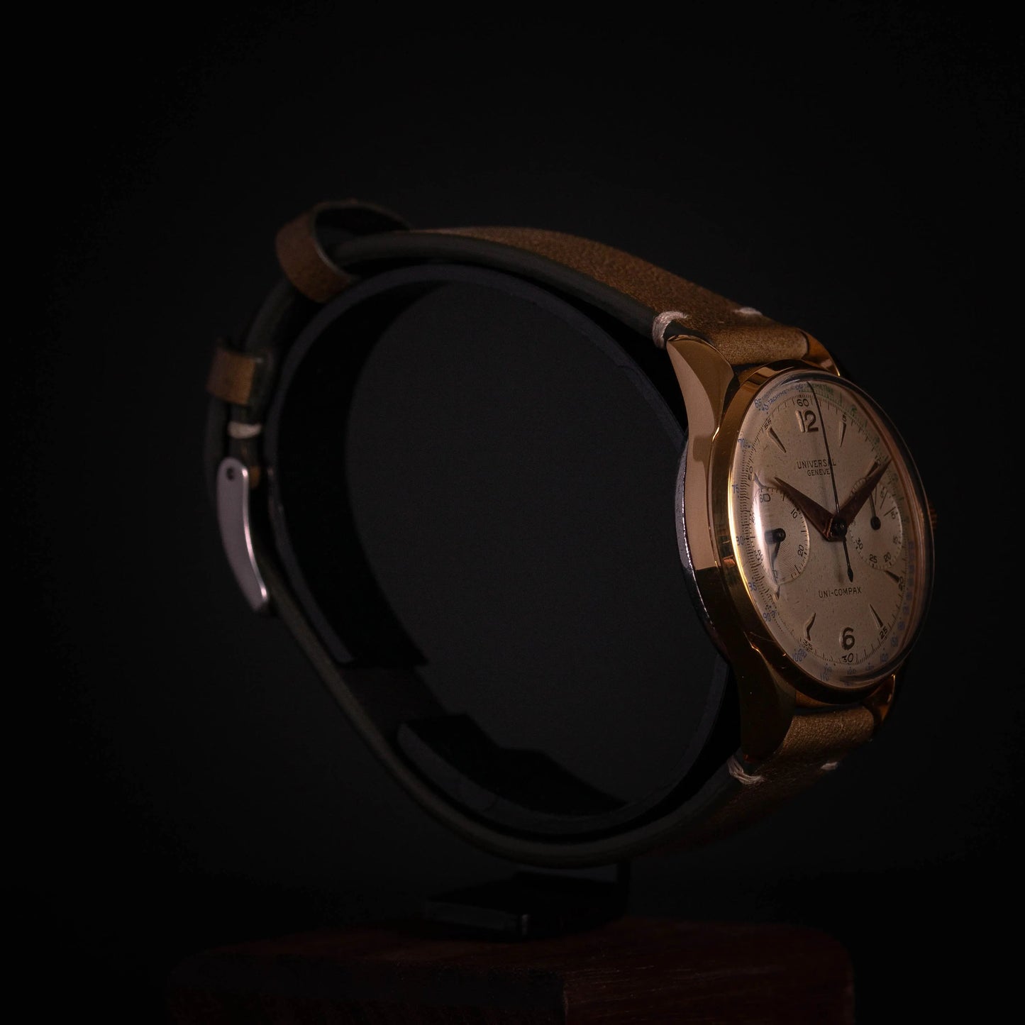 UNIVERSAL GENEVE Uni-Compax 42413/1 Universal Genève