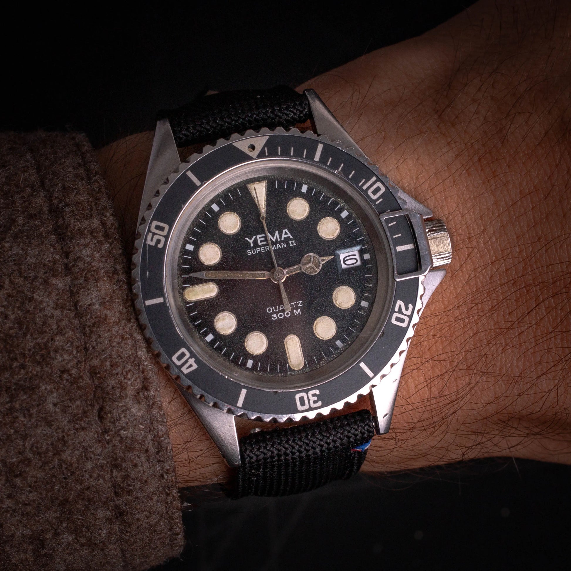 YEMA Superman 2 Quartz 300M Y90056 - DropAndWatch