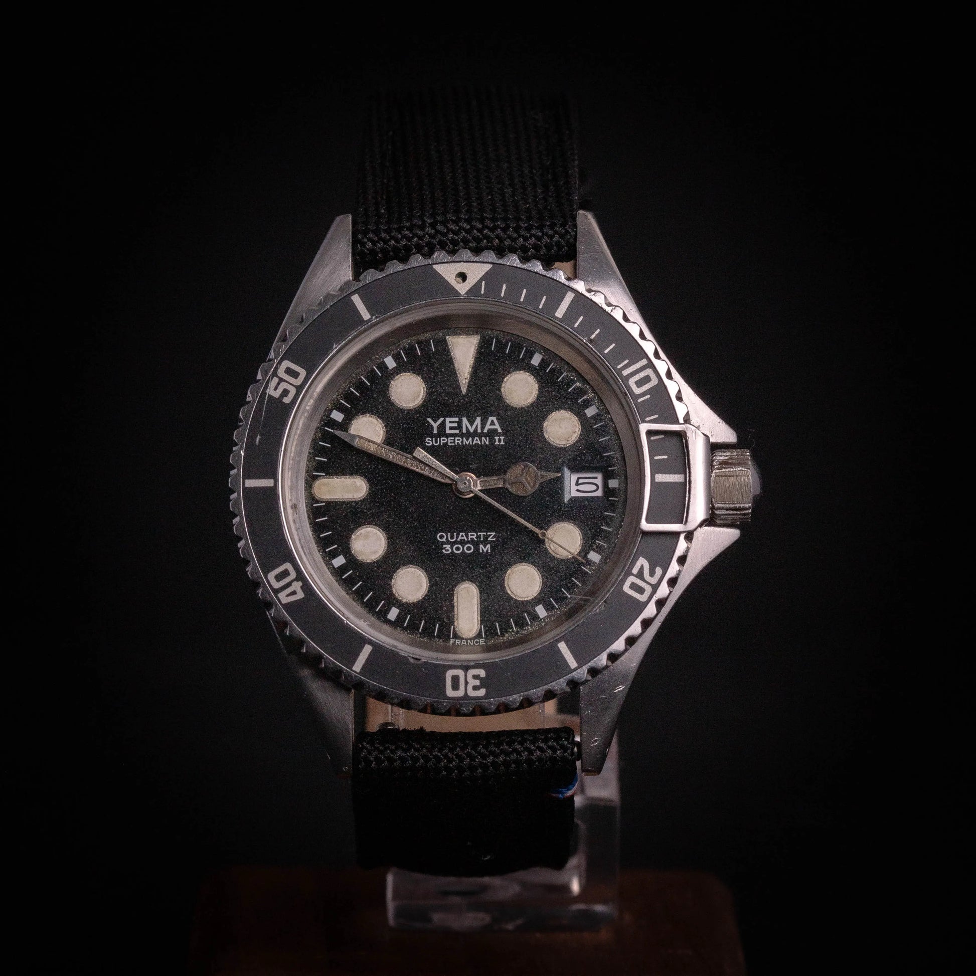 YEMA Superman 2 Quartz 300M Y90056 - DropAndWatch