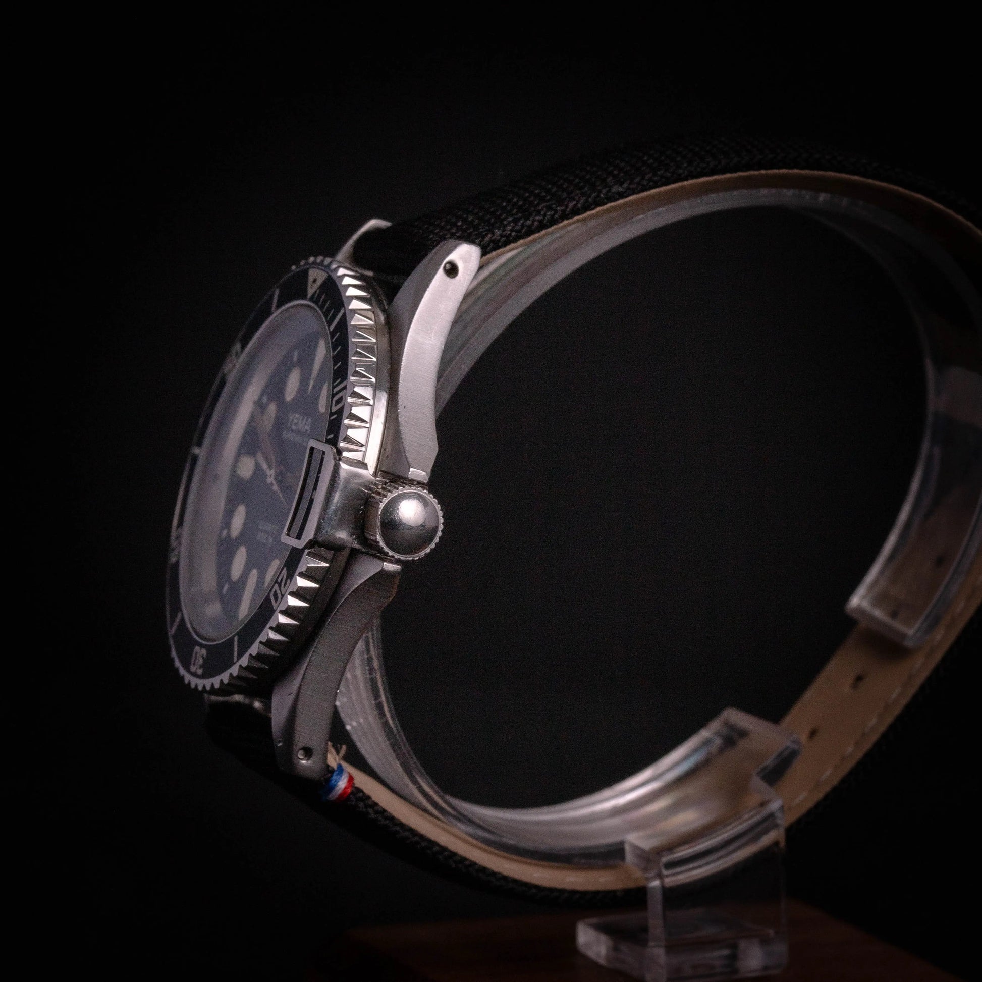 YEMA Superman 2 Quartz 300M Y90056 - DropAndWatch