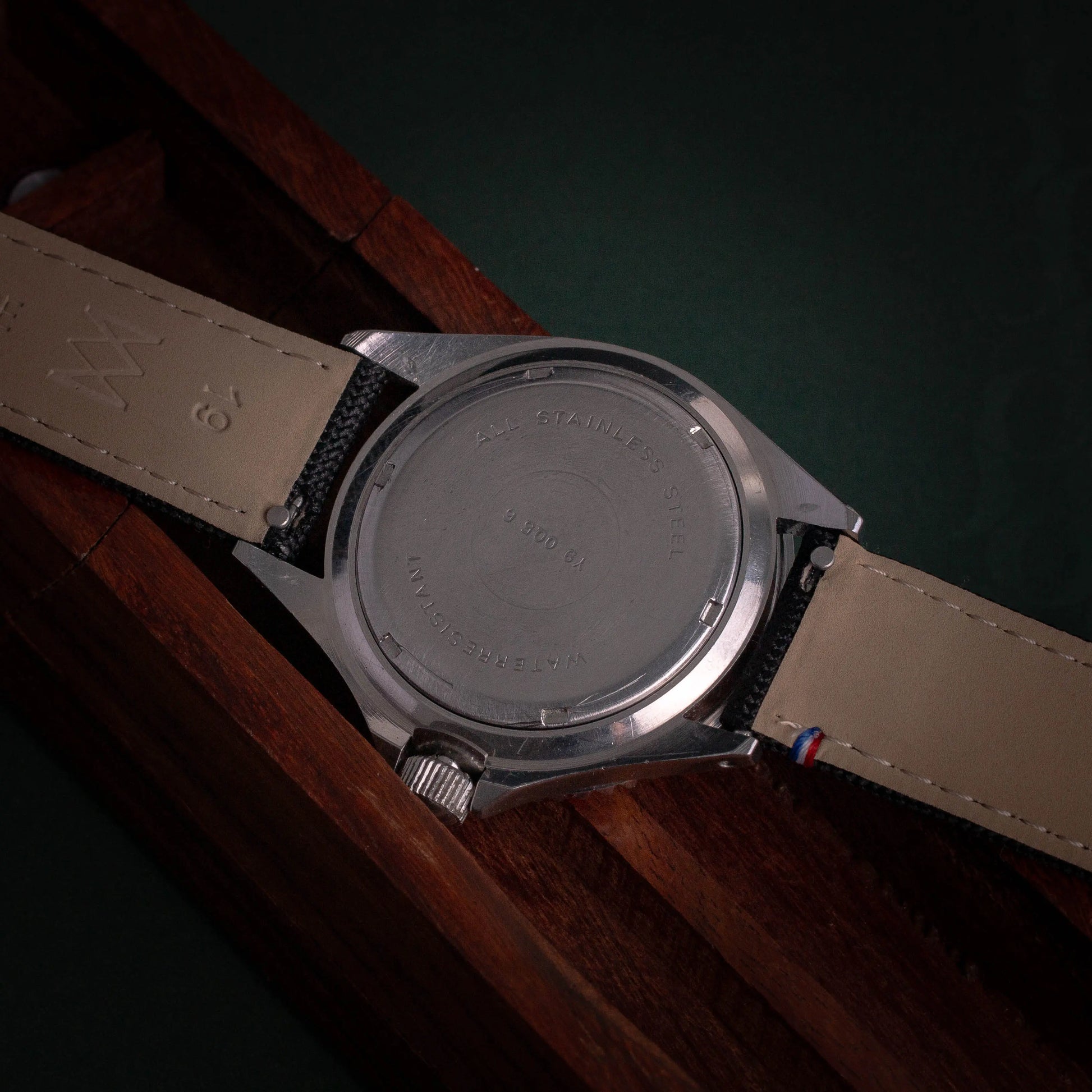 YEMA Superman 2 Quartz 300M Y90056 - DropAndWatch