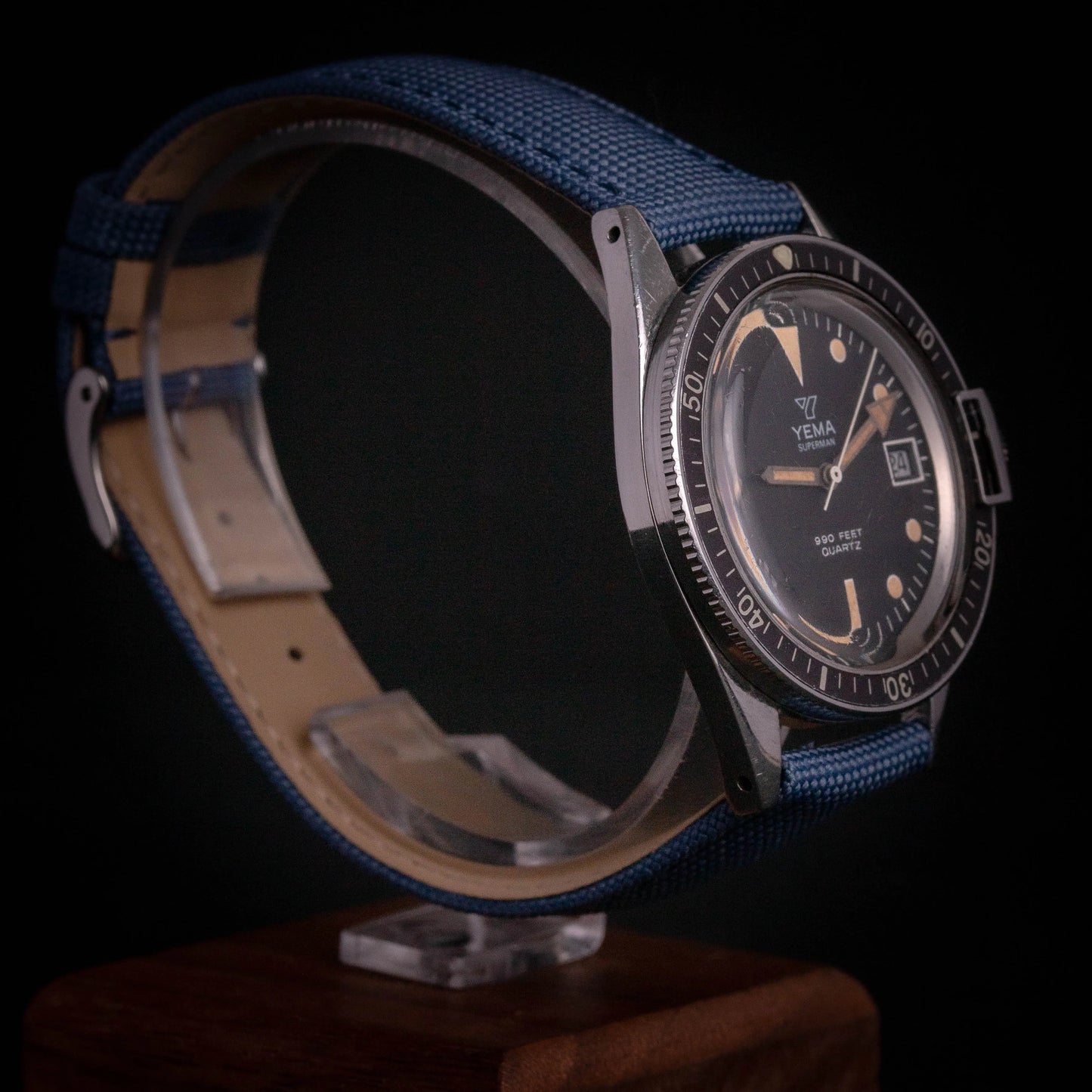 YEMA Superman 990Feet Quartz T90016 - DropAndWatch