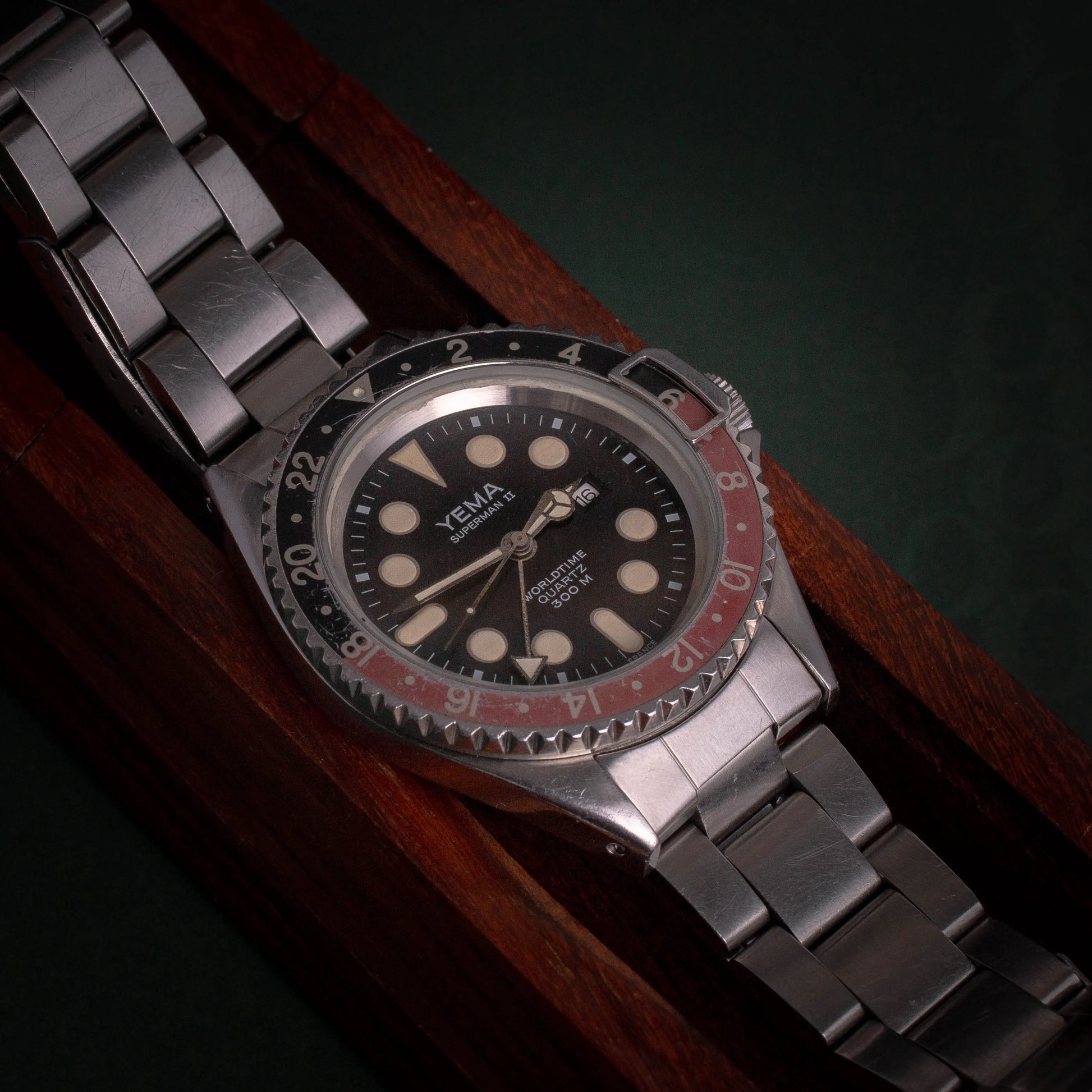 YEMA Superman II Worldtime GMT 300M RJ0056 - DropAndWatch