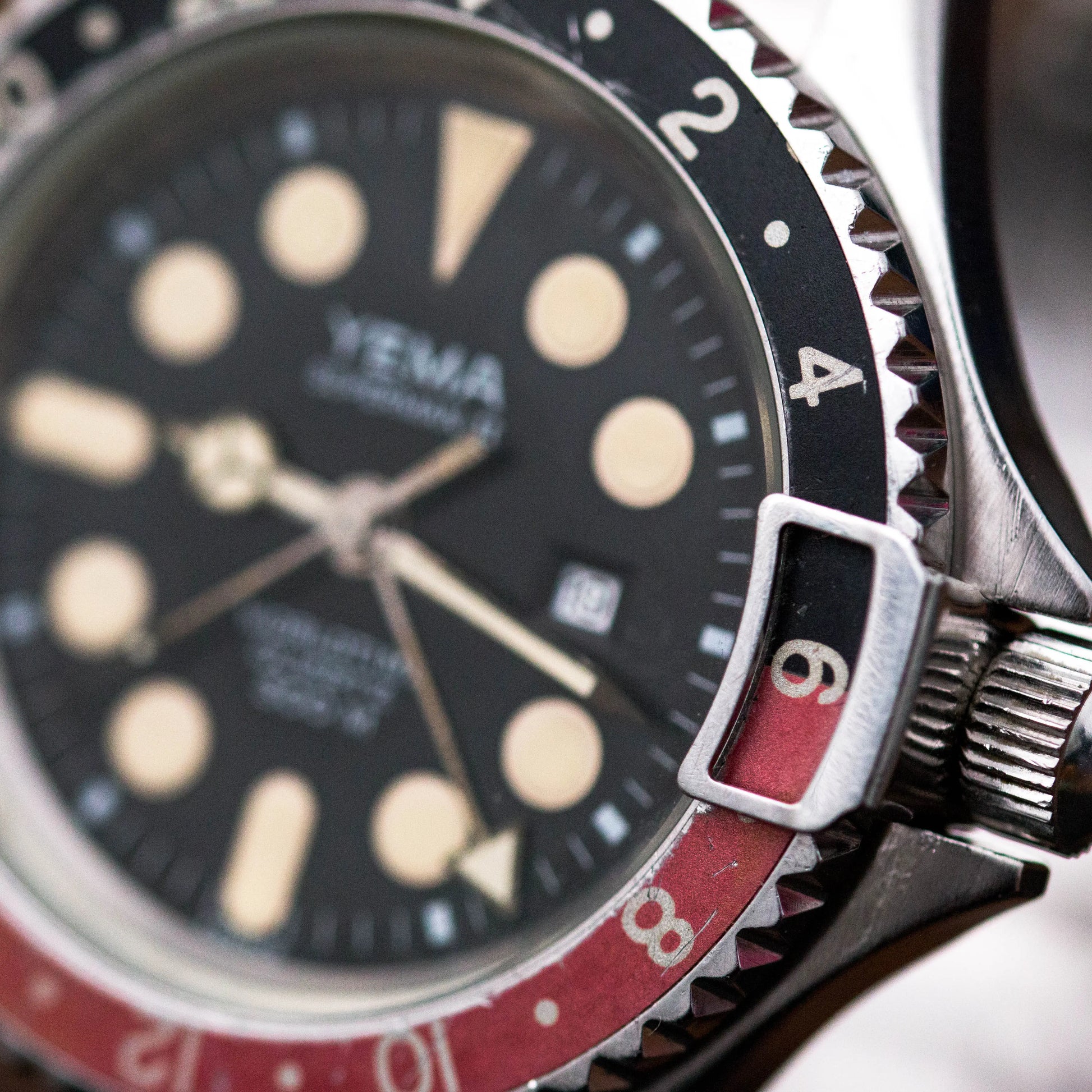YEMA Superman II Worldtime GMT 300M YEMA