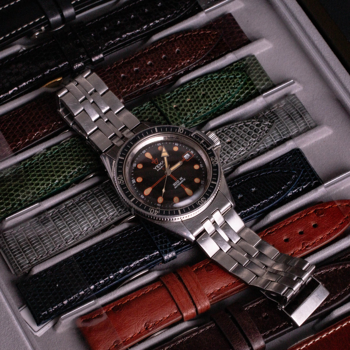 YEMA Vintage Superman Croix Rouge Automatic Ref.530016